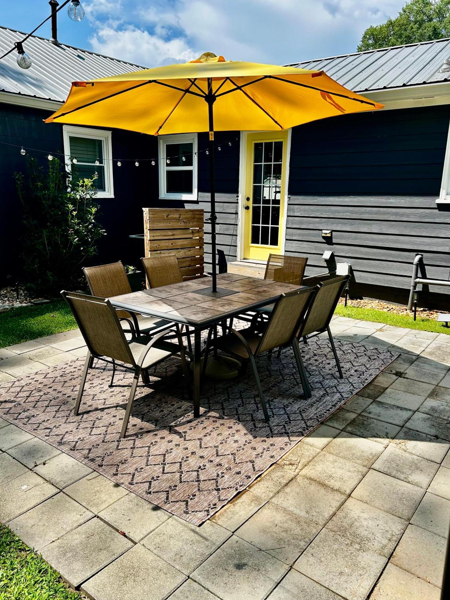Blue Bungalow W/ Free Golf Cart 1/2 Mi From Square Covington Bagian luar foto