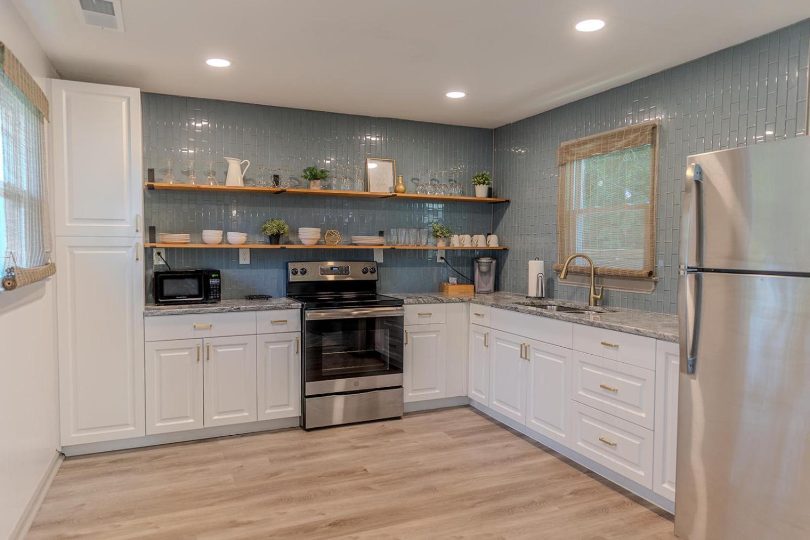 Blue Bungalow W/ Free Golf Cart 1/2 Mi From Square Covington Bagian luar foto